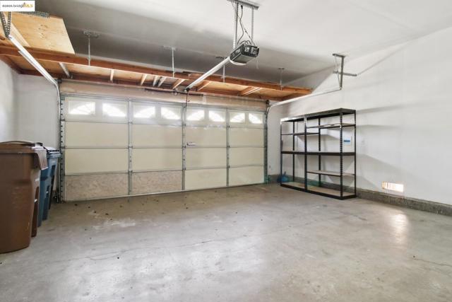 1838 Buck Mountain Ct, Antioch CA: https://media.crmls.org/mediaz/727ef61f-1d61-48cf-ad37-43f64ecc048c.jpg