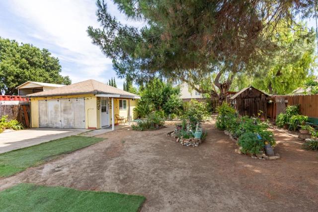 554 N 21st Street, San Jose CA: https://media.crmls.org/mediaz/7280299d-b31f-40bf-b5ed-2a7f4df5507e.jpg