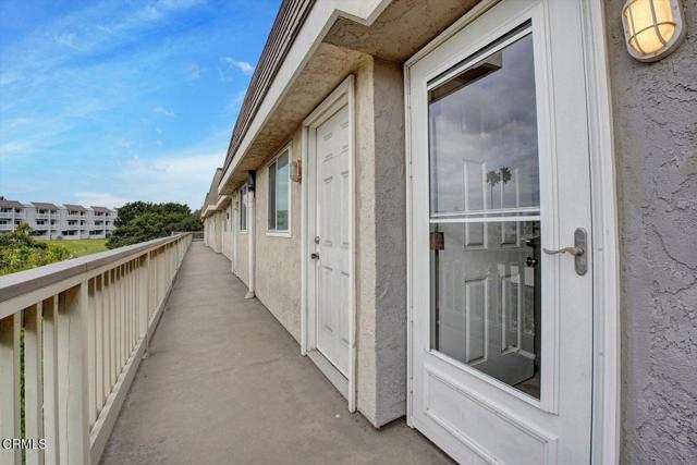 Detail Gallery Image 26 of 54 For 385 E Surfside Dr, Port Hueneme,  CA 93041 - 2 Beds | 2 Baths
