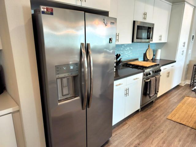 1570 Vista Del Mar Way, Oceanside CA: https://media.crmls.org/mediaz/7280a104-4b07-4fd0-a5f1-616ca001f592.jpg