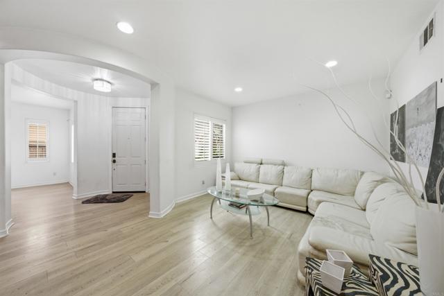 Detail Gallery Image 43 of 48 For 332 Monument Pkwy, Perris,  CA 92570 - 5 Beds | 5 Baths