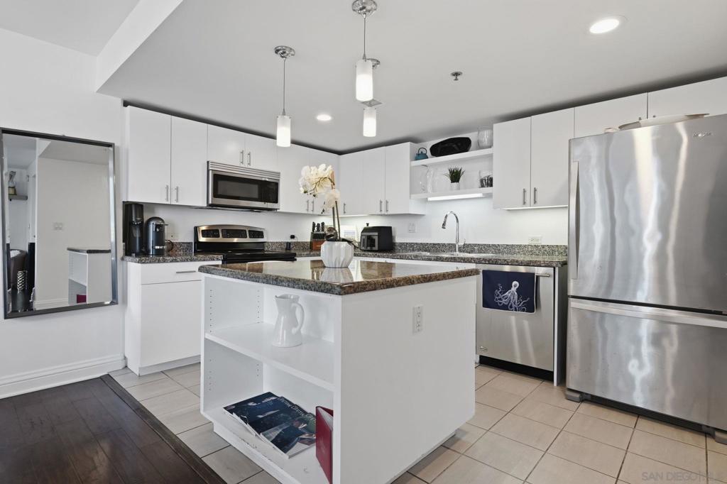 425 Beech - photo 16