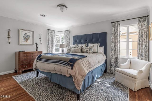 110 Glen Summer Road, Pasadena CA: https://media.crmls.org/mediaz/728365a1-77dd-42c9-87cc-f2db10440e59.jpg