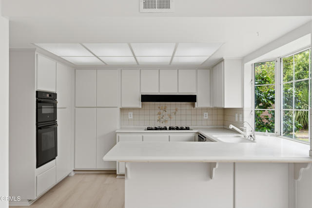 Detail Gallery Image 17 of 48 For 6397 Loma Vista Rd, Ventura,  CA 93003 - 4 Beds | 2/1 Baths