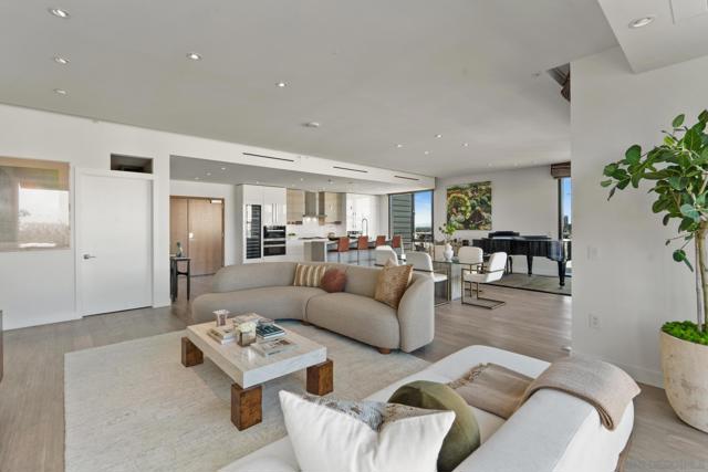 2604 5th Ave, San Diego CA: https://media.crmls.org/mediaz/728614a3-5b01-41c1-96fc-af7705e55e6a.jpg