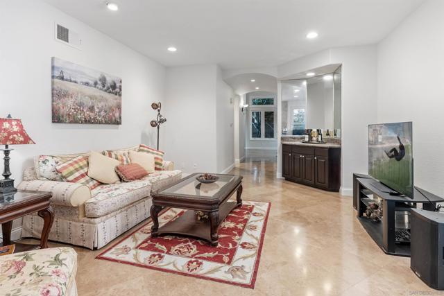 4716 Thurston Place, San Diego CA: https://media.crmls.org/mediaz/72872a15-2139-4965-869f-e7c6b8c82a6d.jpg