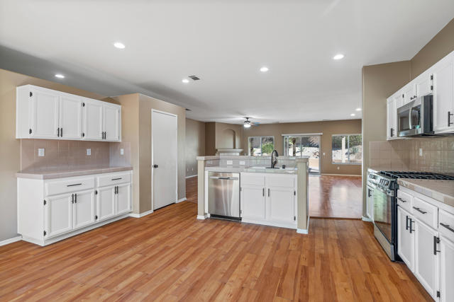 Image 20 of 50 For 83160 Shadow Hills Way