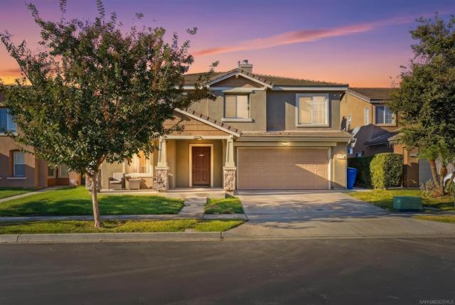 1332 Carneros Valley st, Chula Vista CA: https://media.crmls.org/mediaz/7288c318-2a48-452a-85e9-c46852b42c51.jpg