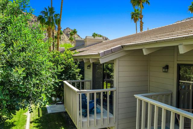 46638 Arapahoe Lane, Indian Wells CA: https://media.crmls.org/mediaz/72894a63-b042-4d67-9753-b80cbd5ace64.jpg