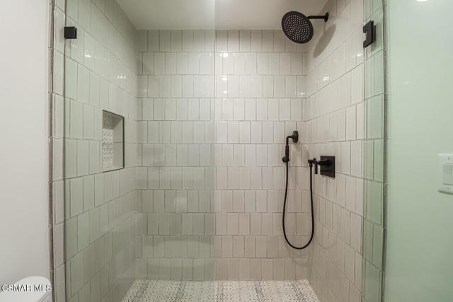 31754 Foxfield Drive, Westlake Village CA: https://media.crmls.org/mediaz/728a0263-29c8-4f81-b0b0-a9b2f888d09d.jpg
