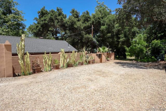 1511 Alpine Terrace Rd, Alpine CA: https://media.crmls.org/mediaz/728b55bb-ee79-422d-a55e-78888b43d371.jpg