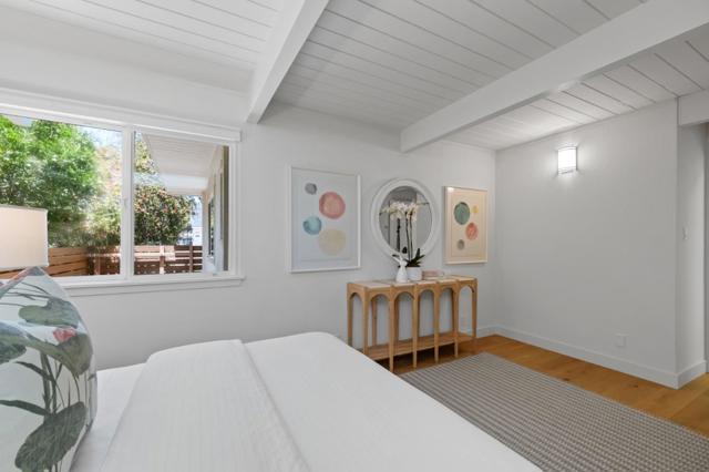 2989 Dolores Way, Burlingame CA: https://media.crmls.org/mediaz/728bd96a-81f0-472b-808c-9ff680171686.jpg