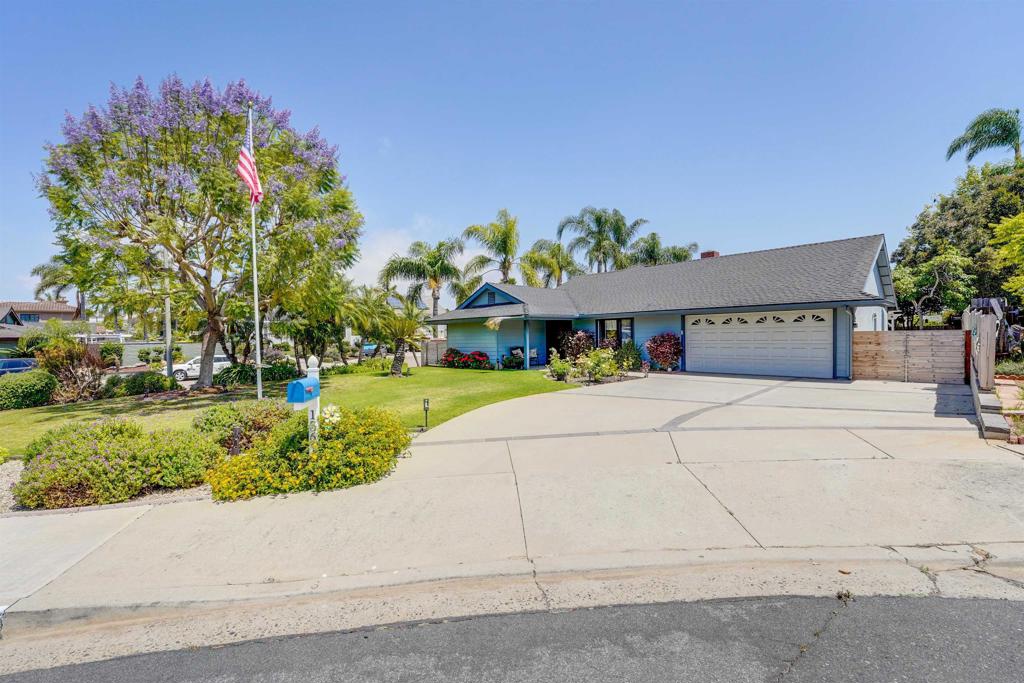 1561 Sandalwood Ln - photo 3
