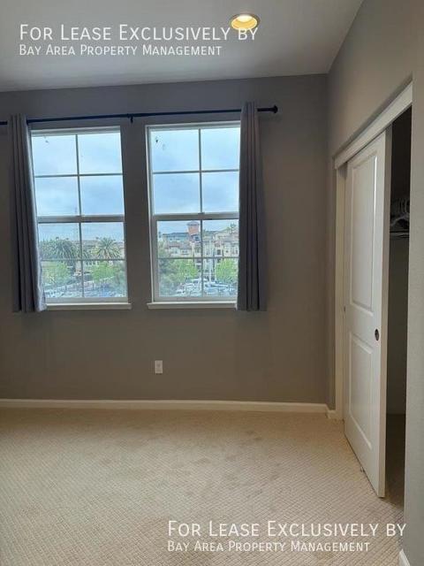 654 Sea Anchor Drive, Redwood City CA: https://media.crmls.org/mediaz/728d9b0d-0000-49d7-acb6-137ea78bd8f6.jpg