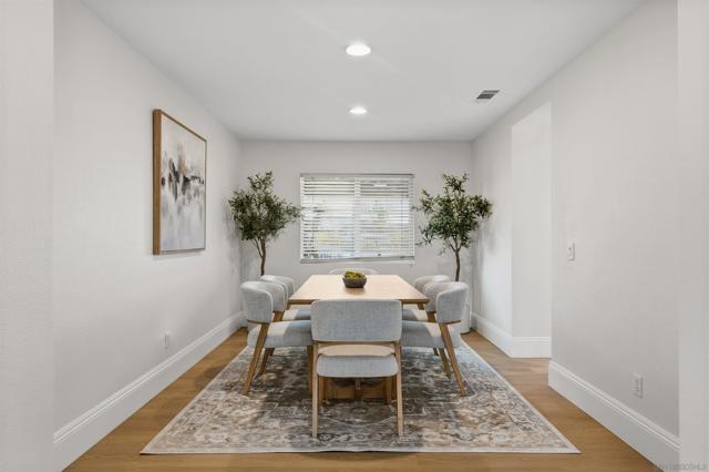 1528 Hendrix Pl, Chula Vista CA: https://media.crmls.org/mediaz/728df505-1e0f-4372-9a33-f00262872a4f.jpg