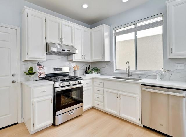 2153 Esperanca Avenue, Santa Clara CA: https://media.crmls.org/mediaz/728e51f9-ba0e-4259-9d18-b9428ad496b2.jpg