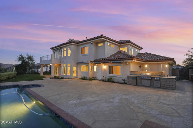 7111 Los Coyotes Place, Camarillo CA: https://media.crmls.org/mediaz/728ec978-a518-41a7-bbce-2f1601ccb3a4.jpg