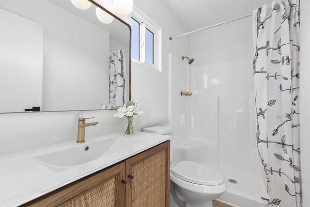 Image 17 of 32 For 1307 Coronado Ave