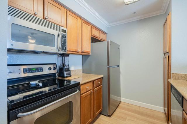 41 Grandview Street, Santa Cruz CA: https://media.crmls.org/mediaz/72909b27-8630-4a25-be6e-70c1d685f109.jpg
