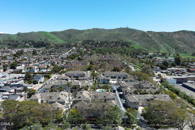 2410 Kipana Avenue, Ventura CA: https://media.crmls.org/mediaz/72909e0d-2d9f-4a5f-be4c-f75db4d633bb.jpg