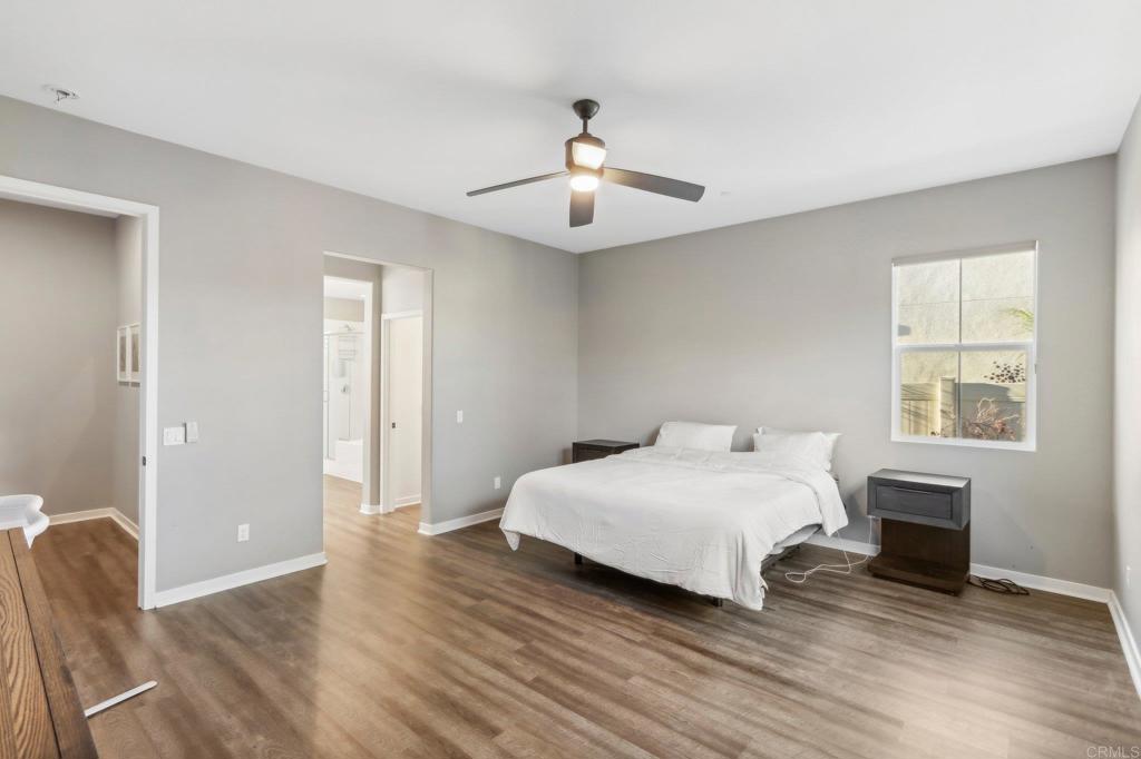 https://media.crmls.org/mediaz/7291bca5-f258-4320-bc32-bed4f29919a7.jpg?preset=X-Large