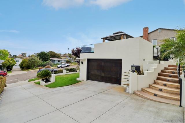 4611 Santa Cruz Ave, San Diego CA: https://media.crmls.org/mediaz/7292d990-249a-40e2-9c54-a27ea99f41fc.jpg