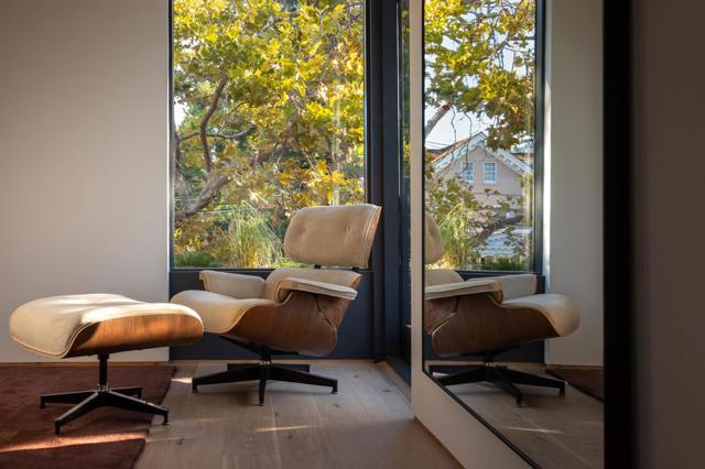 1480 Bryant Street, Palo Alto CA: https://media.crmls.org/mediaz/72935912-5955-477d-bbb1-0a50cb889c95.jpg