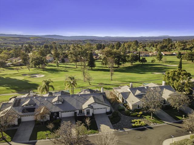 8646 Solera Drive, San Jose CA: https://media.crmls.org/mediaz/72949b12-26eb-4d1c-87bd-5ff5578b697f.jpg