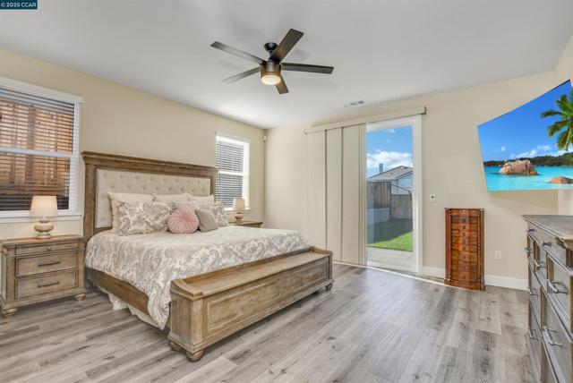 5420 Promontory Way, Antioch CA: https://media.crmls.org/mediaz/72953a59-5aab-45d7-bf54-8a21ff1df1f0.jpg