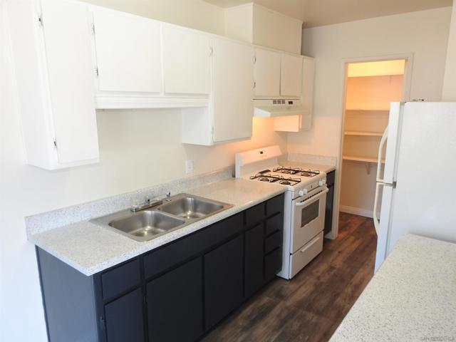 3516 Del Sol Blvd, San Diego CA: https://media.crmls.org/mediaz/72959eaa-d102-4cd7-b299-1d6d1a6c910a.jpg