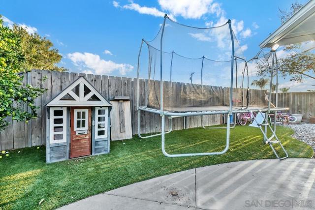 13551 Brett Harte, Lakeside CA: https://media.crmls.org/mediaz/7296f2ac-5d0c-4dcc-8747-7b59183525cf.jpg