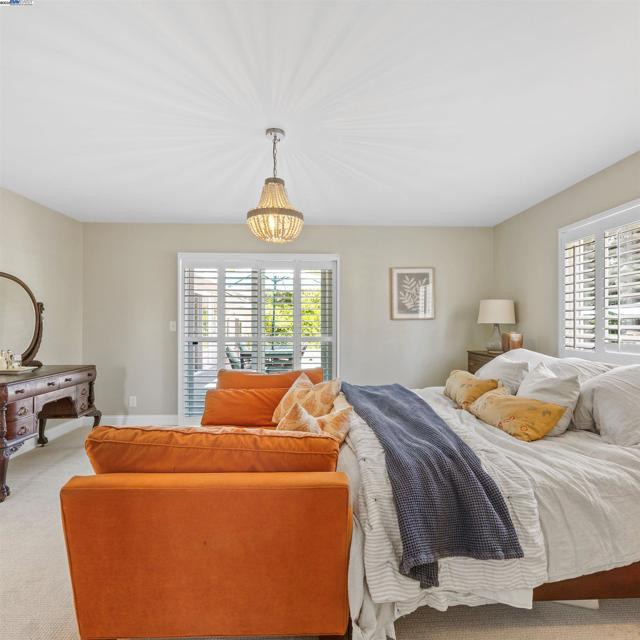 18767 Lamson Rd, Castro Valley CA: https://media.crmls.org/mediaz/7297f799-e8bb-4593-a3b9-6abaad8c0e18.jpg