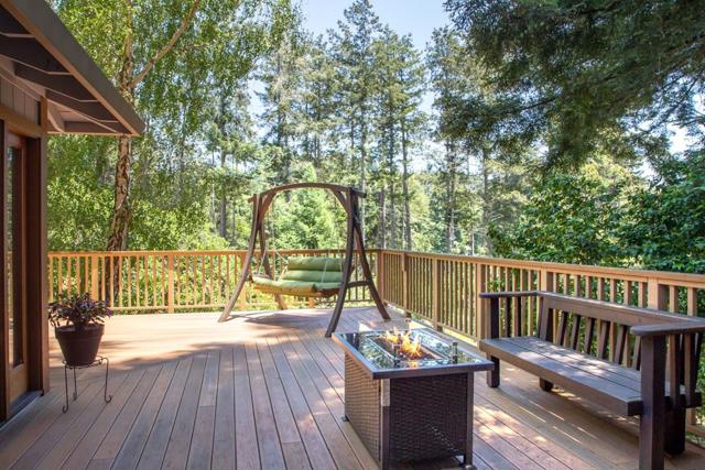 350 Aurora Road, Soquel CA: https://media.crmls.org/mediaz/72994c70-26bf-4373-ad22-5e6f61e6c5f6.jpg
