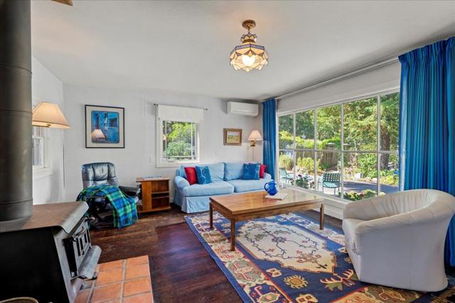 22196 Summit Road, Los Gatos CA: https://media.crmls.org/mediaz/72995242-aaa5-4e34-b1d4-063435c27ac8.jpg