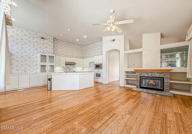 cFamily and Kitchen3