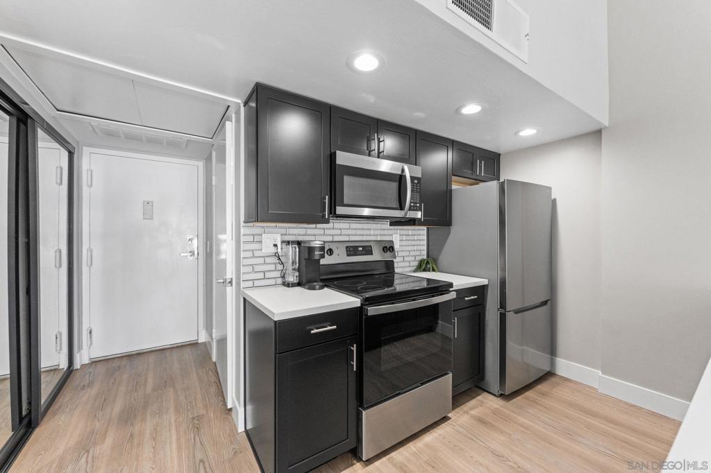 6191 Rancho Mission Rd - photo 15