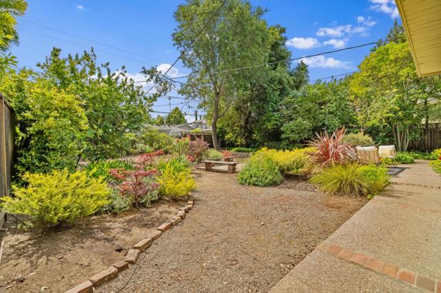 751 Florales Drive, Palo Alto CA: https://media.crmls.org/mediaz/729a384a-3b84-42db-a8cb-706e401fc1a1.jpg