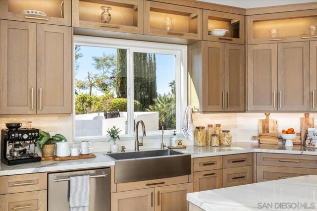 Image 28 of 75 For 2814 Paseo Del Sol