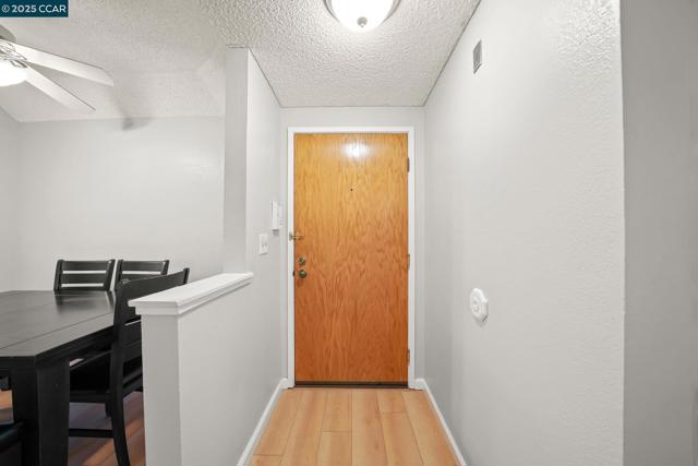 Image 4 of 25 For 25930 Kay Ave  201