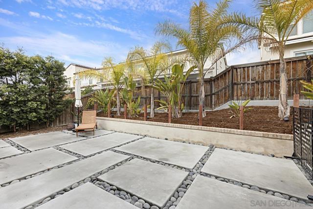 1091 Camino Cantera S, Chula Vista CA: https://media.crmls.org/mediaz/729aaa60-b131-4893-8cca-31dd7a44a99e.jpg