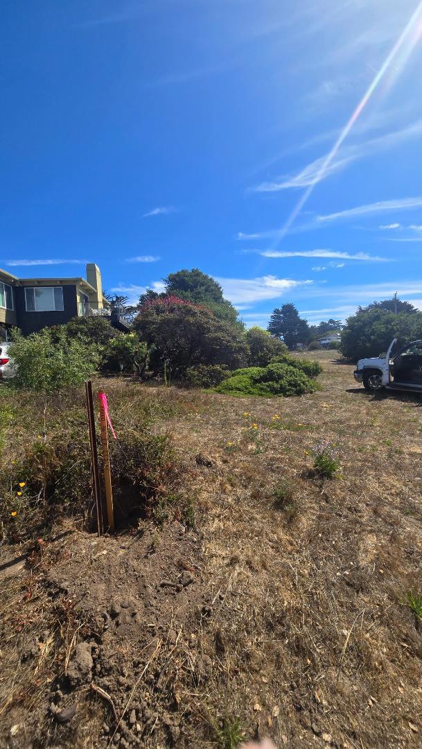 145 Lindero, La Selva Beach CA: https://media.crmls.org/mediaz/729b30d4-c4b1-433c-96d8-df302d6c2f82.jpg