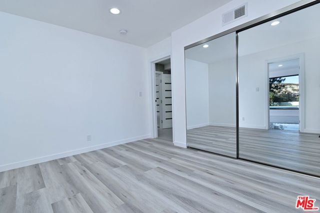 12112 Woodley Avenue, Granada Hills CA: https://media.crmls.org/mediaz/729b4e04-1532-455d-8fde-e0798350f0bf.jpg