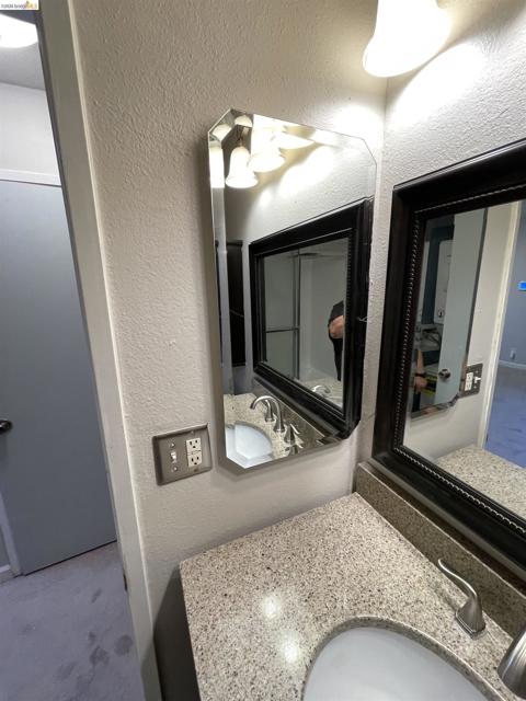 Image 10 of 27 For 2416 Shadow Ln #74