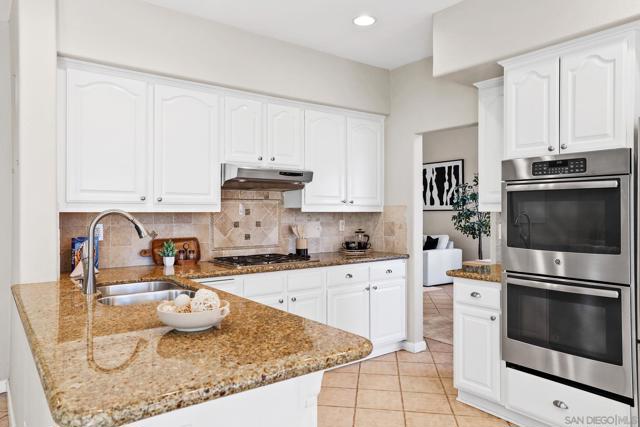 1187 Avenida Azul, San Marcos CA: https://media.crmls.org/mediaz/729c1b3b-8a5c-40cf-bc99-da2405f7639f.jpg