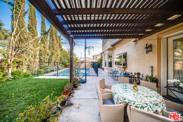 1036 Louise Avenue, Arcadia CA: https://media.crmls.org/mediaz/729c7480-a498-4151-b7c3-37d2f77a33d6.jpg