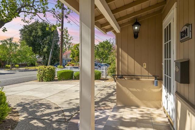 1394 Pauline Drive, Sunnyvale CA: https://media.crmls.org/mediaz/729cc911-fc52-4988-add2-0c9f70d04f39.jpg