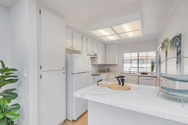 5360 Colony Park Circle, San Jose CA: https://media.crmls.org/mediaz/729d34db-dc46-424b-bce6-f5b4ff8853e9.jpg