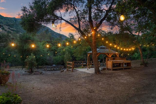 9115 Harmony Grove Road, Escondido CA: https://media.crmls.org/mediaz/729d9ece-4083-46e6-af4b-fc444f4419b0.jpg