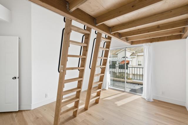 Detail Gallery Image 14 of 28 For 7215 Calabria Ct #74,  San Diego,  CA 92122 - 2 Beds | 2 Baths