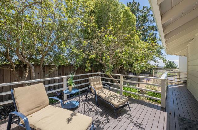 175 Tamarack Drive, Aptos CA: https://media.crmls.org/mediaz/729fdf3a-8722-4c7b-bff0-a076e7b21ae9.jpg